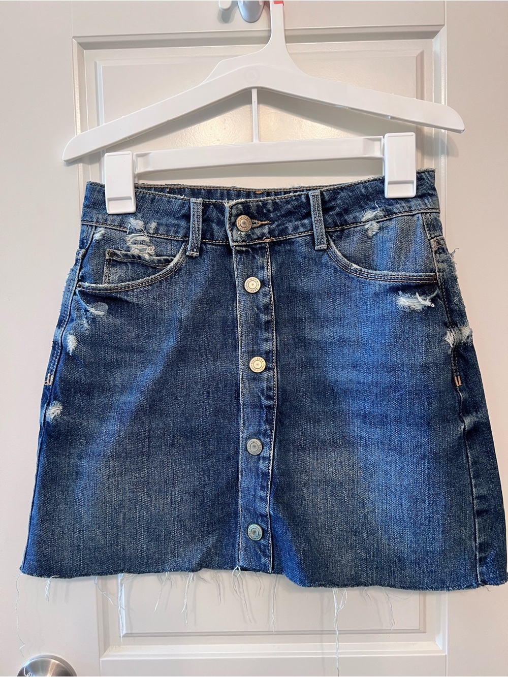Zara Blue Distressed Button-Front Denim Mini Skirt